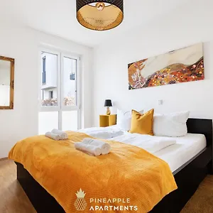 Pineapple Zwinger Iv Appartement